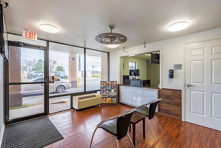 OYO Hotel Bossier City LA - Red River