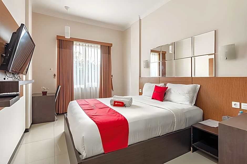 RedDoorz Syariah @ Soekarno Hatta Indah 2