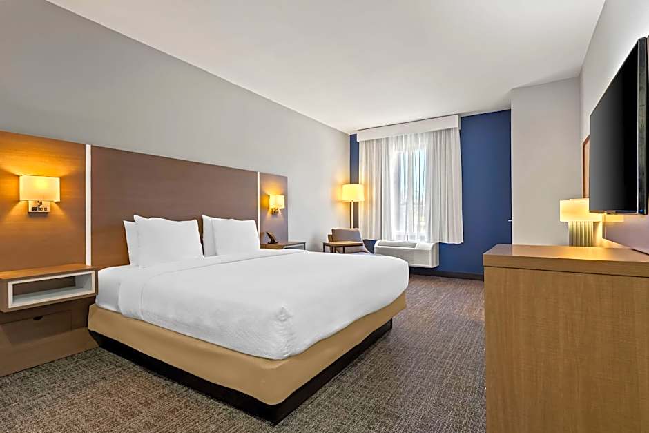 Spark by Hilton Catoosa Tulsa