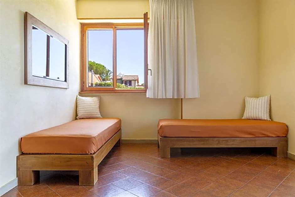 Photo 1 of 14 of Deluxe 2 Bedroom Apartment