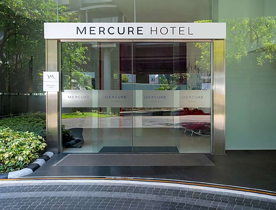 Mercure Bangkok Siam Hotel