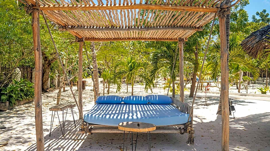 The Mida Creek Hotel