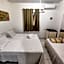 Pousada Tiriri Guesthouse