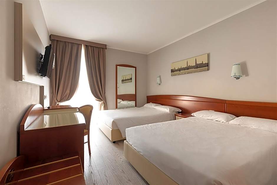 Noventa Hotel