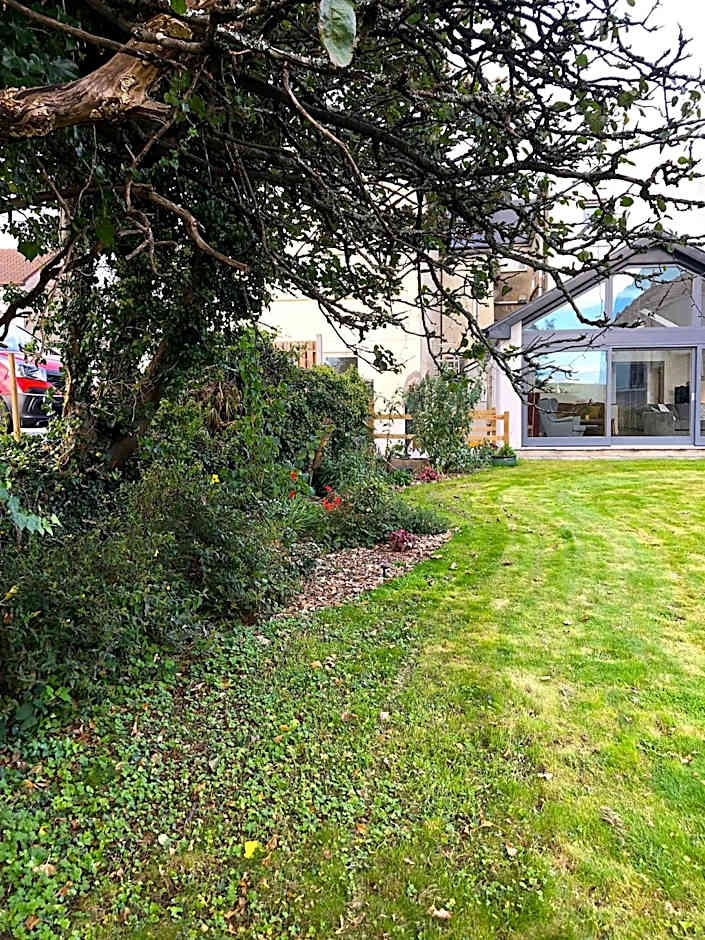 Dingle Garden Townhouse