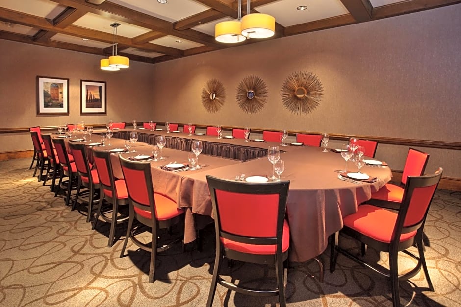 Crowne Plaza Lansing by IHG