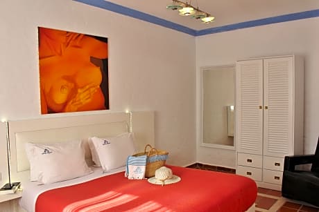 Villa Courtyard View