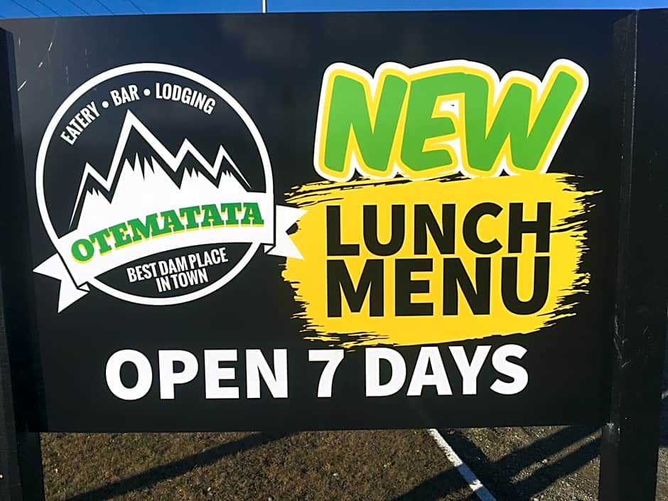 Otematata's Best Dam Pub