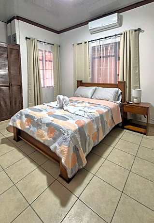Velaz Guesthouse