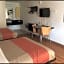 Travelodge by Wyndham Benton Harbor MI