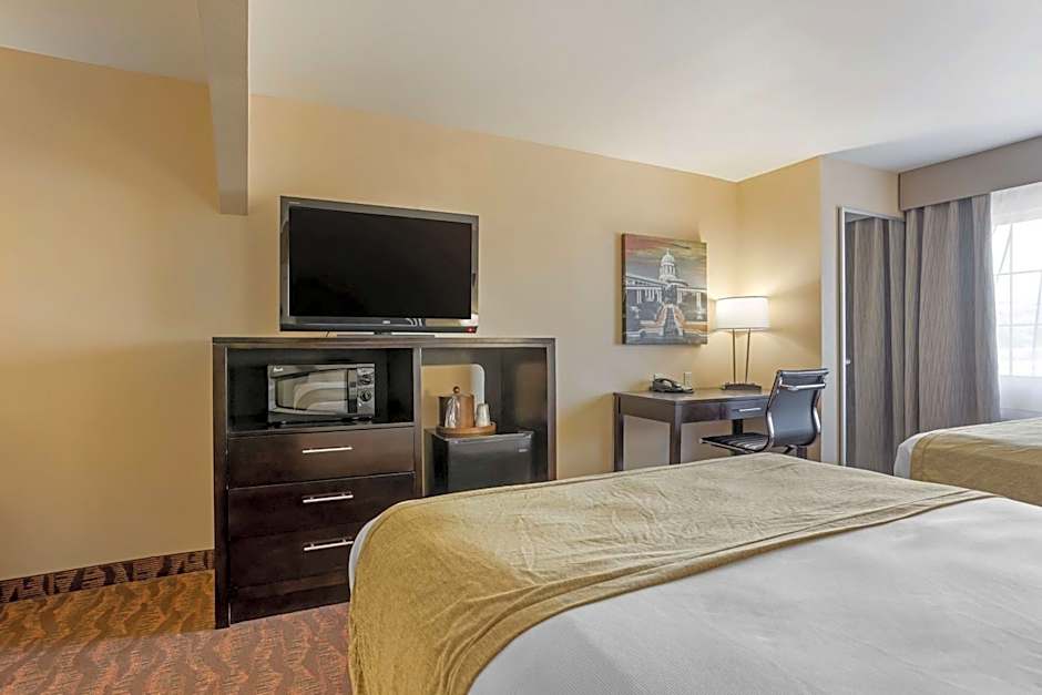 Best Western Plus Capital Inn
