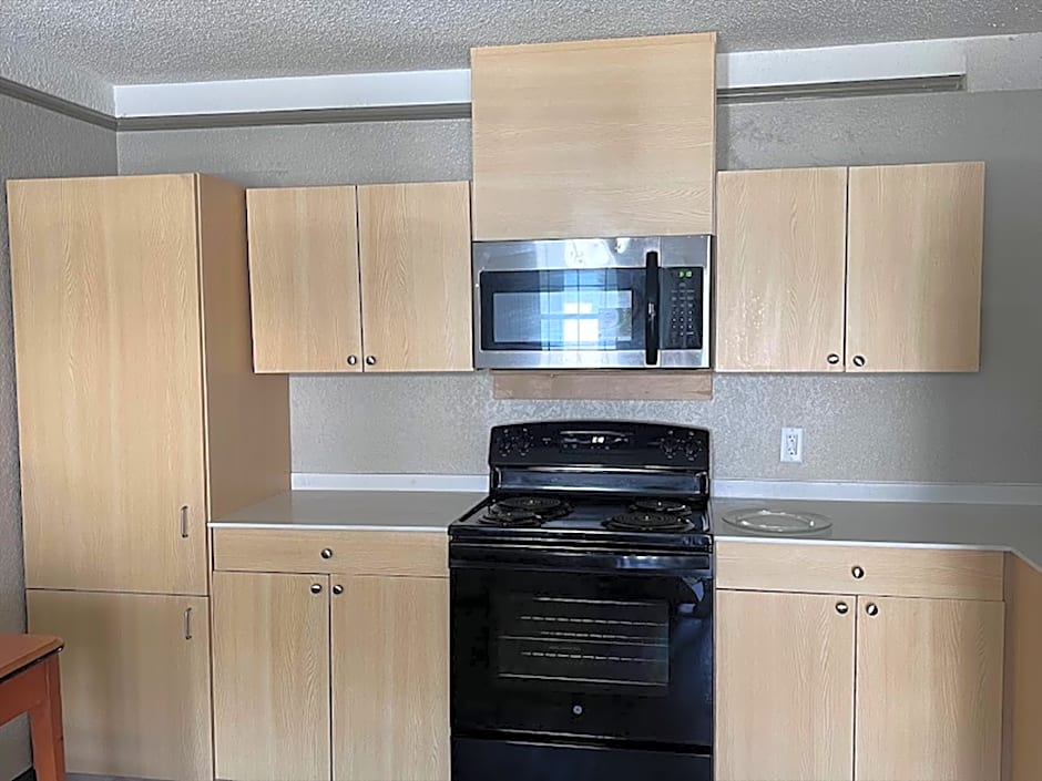 Days Inn by Wyndham Sulphur West