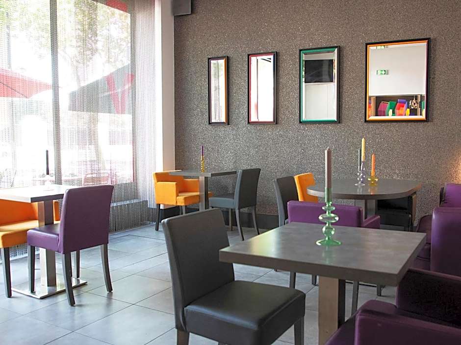 Porte De Versailles Hotel