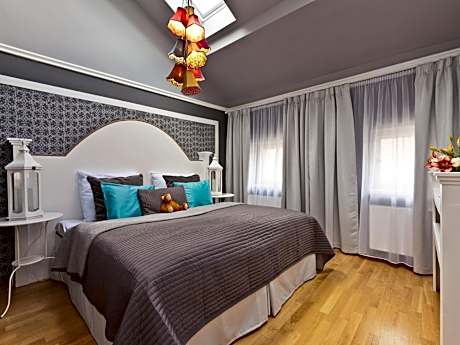 Standard Apartment (3 Adults)