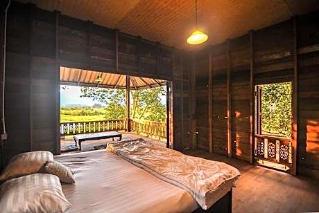 King Room with Mountain View