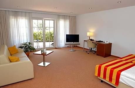 Junior Suite with Balcony