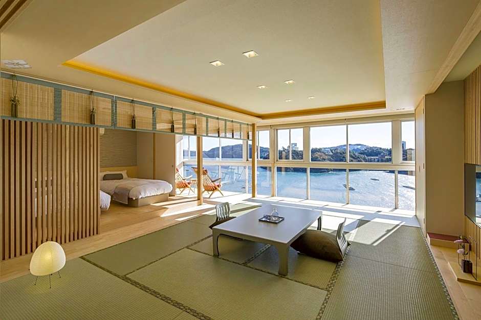 Toba Grand Hotel