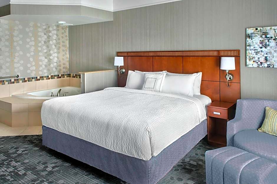 Courtyard by Marriott Paramus