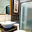 Madonna Hometel and Suites
