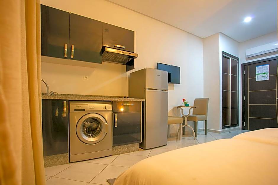 L'escale Appart-hôtel By 7AV HOTELS