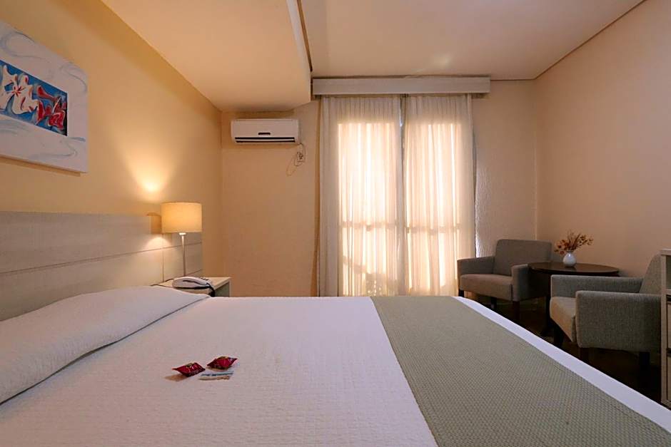 Ingleses Praia Hotel - Com Piscina Aquecida