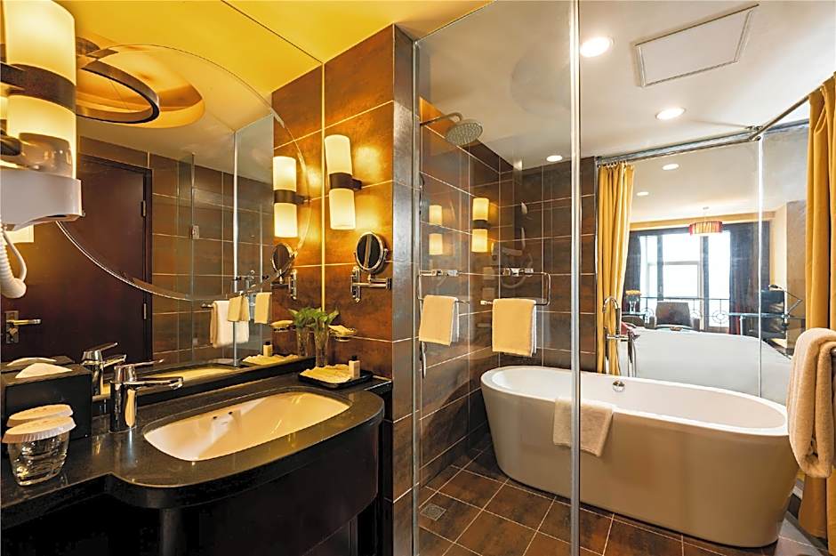 YUN-ZEN Jinling World Trade Plaza Hotel