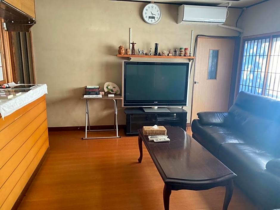 ゲストハウス アルベルゲ Guesthouse ALBERGUE SAKURA