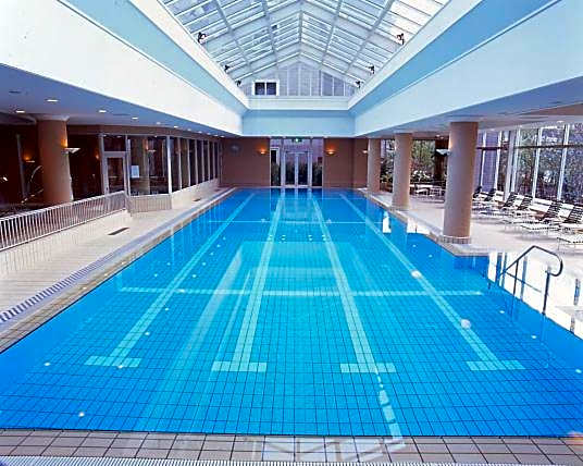 Okura Akademia Park Hotel