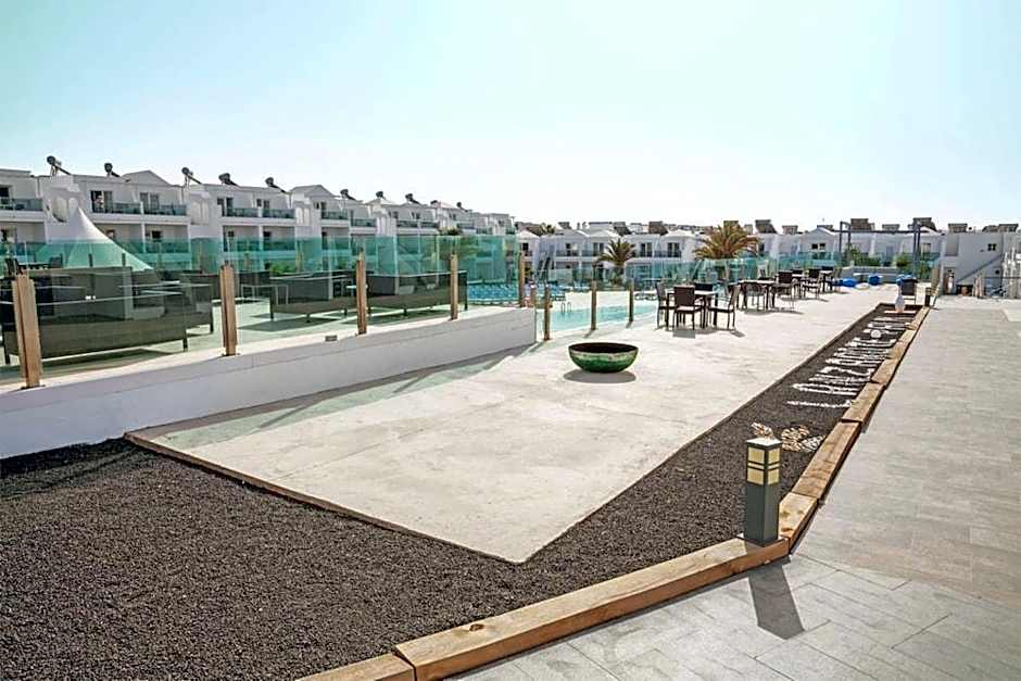 Blue Sea Lanzarote Palm