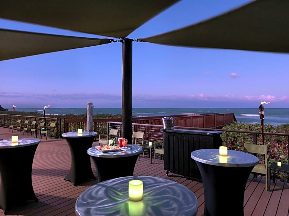 DoubleTree Suites By Hilton Melbourne Beach Oceanfront