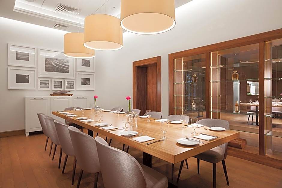 Heron Live Hotel Marina & SPA