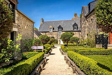 Manoir Des Douets Fleuris