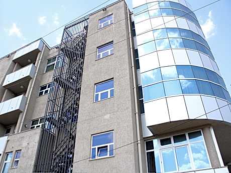 Oasis Apartment Hotel