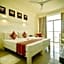Beacon Beach Hotel