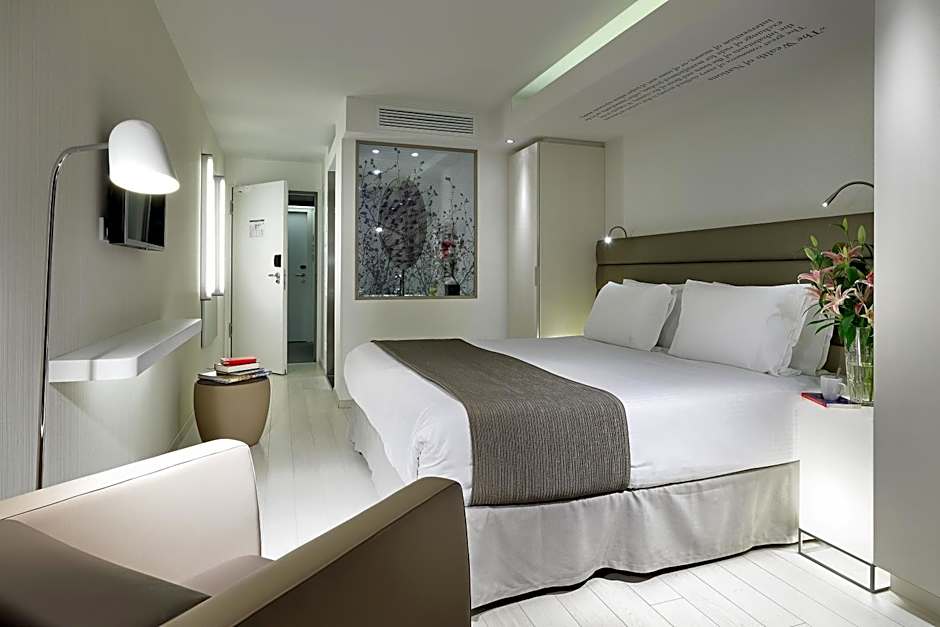 Eurostars Book Hotel