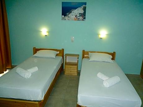 Alexandros Guest House