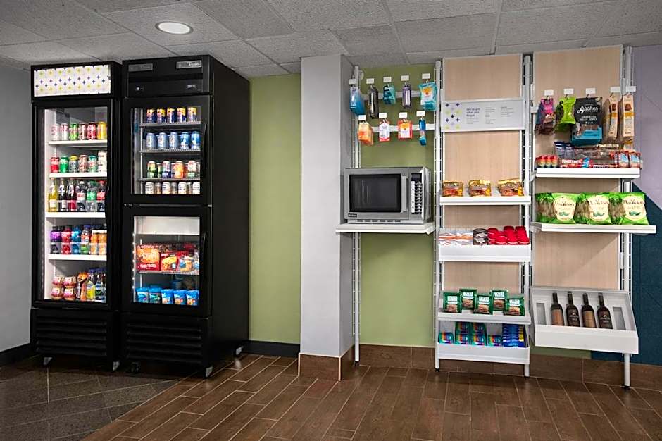 Spark by Hilton Denver East I 70