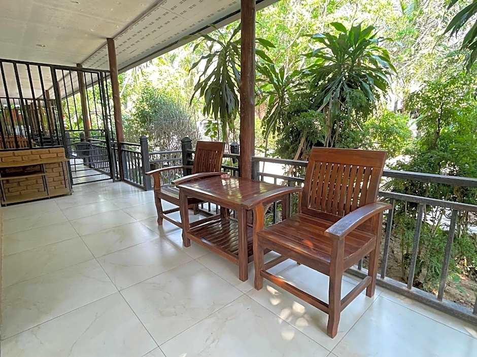 Samnaree Garden House