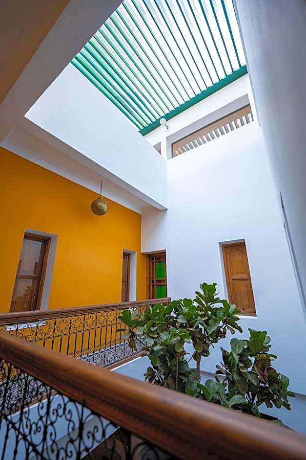 Riad Les Yeux Bleus
