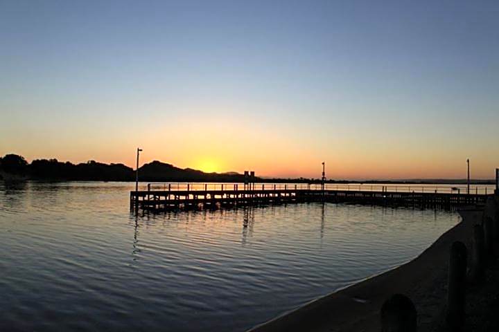 Marlo Caravan Park & Motel