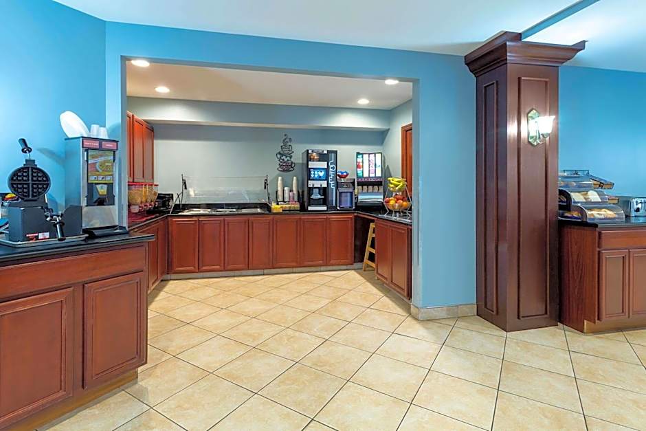 Hawthorn Suites by Wyndham Allentown-Fogelsville