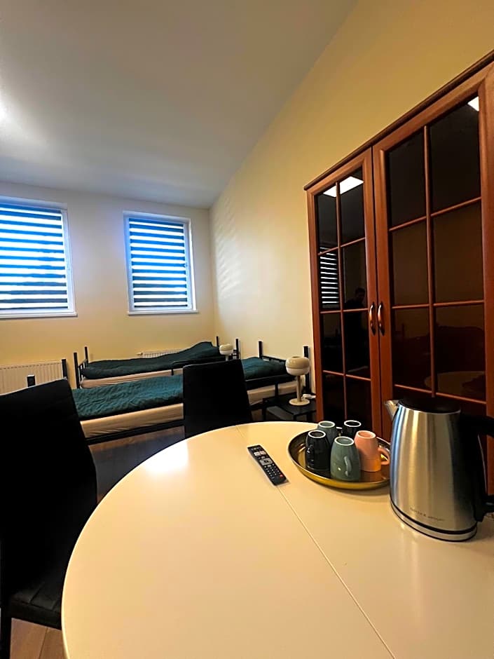 Hotel Towarowa 24