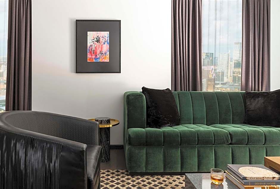 Photo 1 of 6 of Suite