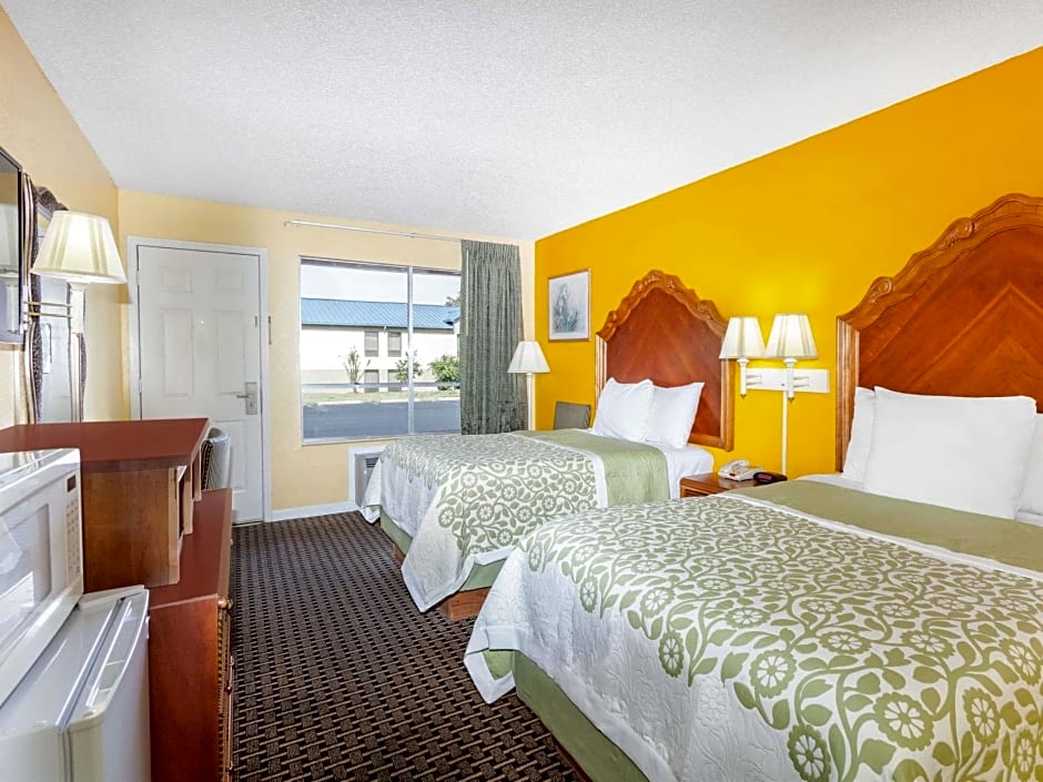 Days Inn by Wyndham Jacksonville