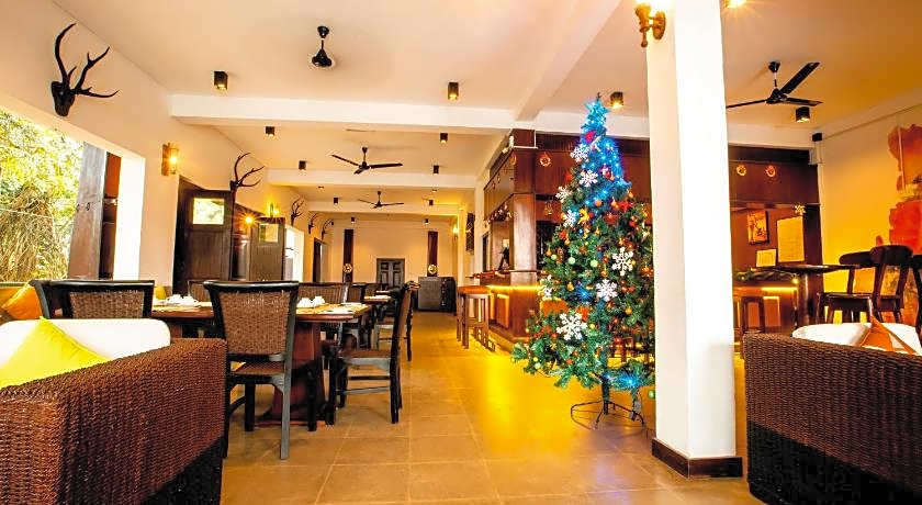 St.Lachlan Hotel & Suites