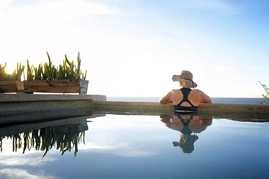 Villas La Mar - Adults 15 plus