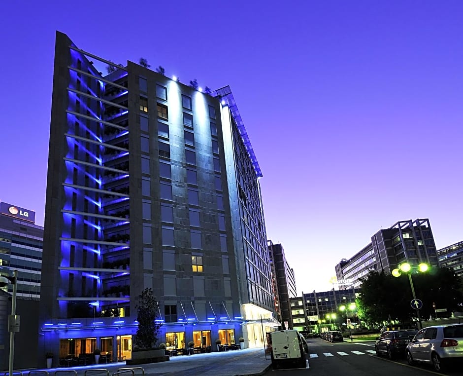 UNAHOTELS The ONE Milano Hotel & Residence