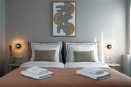 Num Suites & Lofts Athens