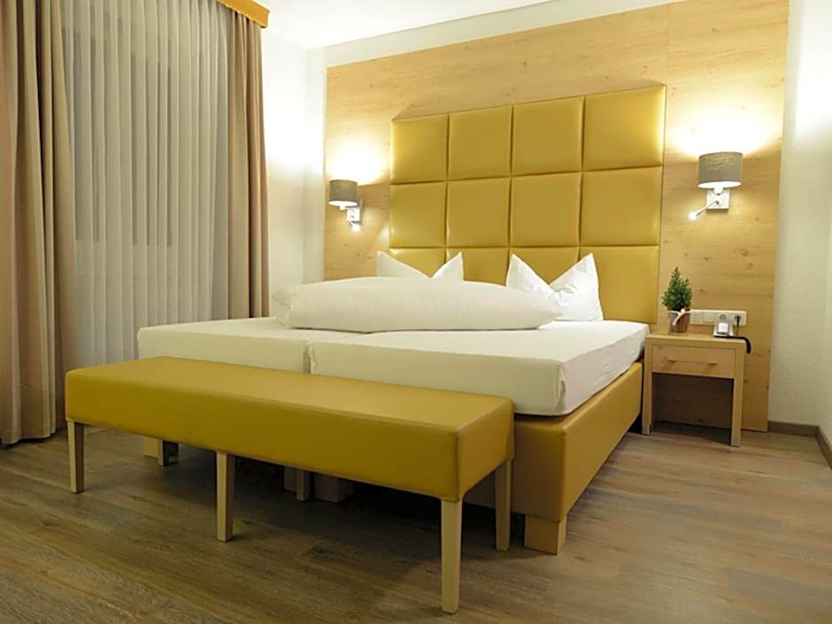 Land-gut Hotel zum Löwen Garni