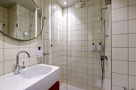 Double Room without Window